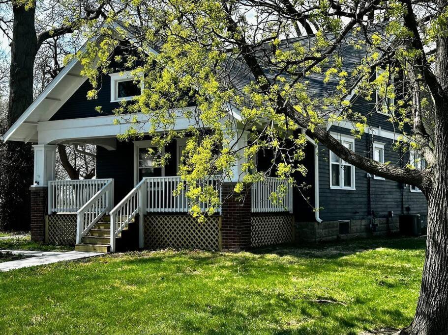 Mrs. Hughes Cottage - 2 Bedroom House W/ Parking Hamilton Exteriér fotografie